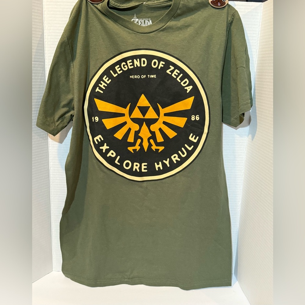 The Legend of Zelda Men’s Tee BNWT - Picture 1 of 5